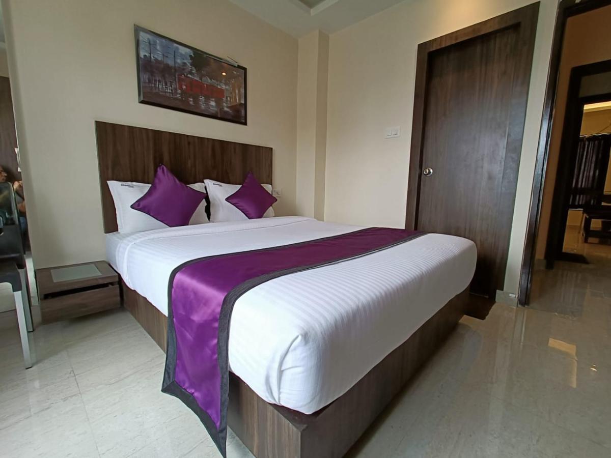 Sheldon Inn Kolkata Luaran gambar