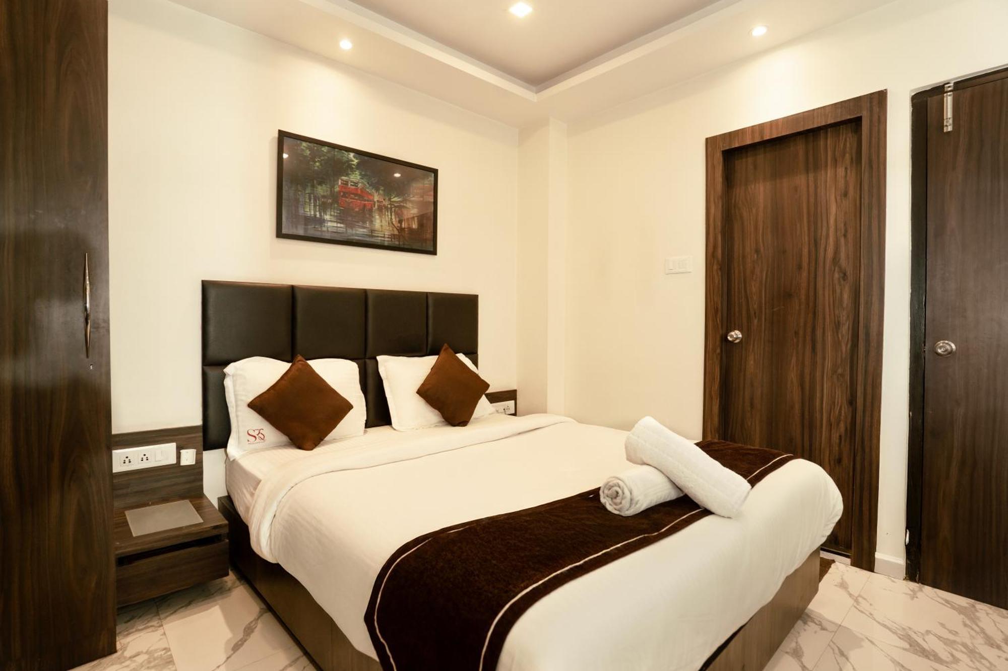 Sheldon Inn Kolkata Luaran gambar